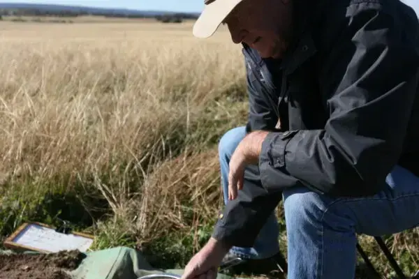 Colin Seis observing soils